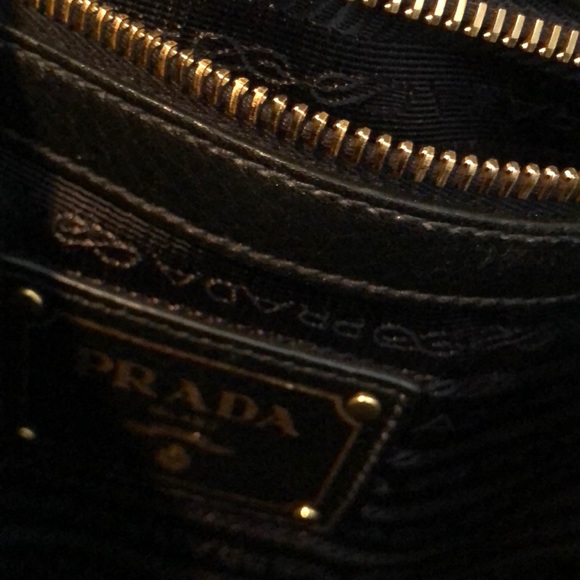 Prada Handbag - Picture 3 of 7